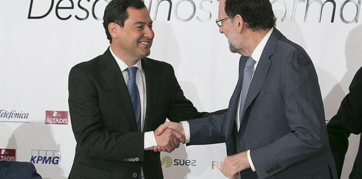 Mariano Rajoy presenta a Juanma Moreno en el desayuno de Europa Press