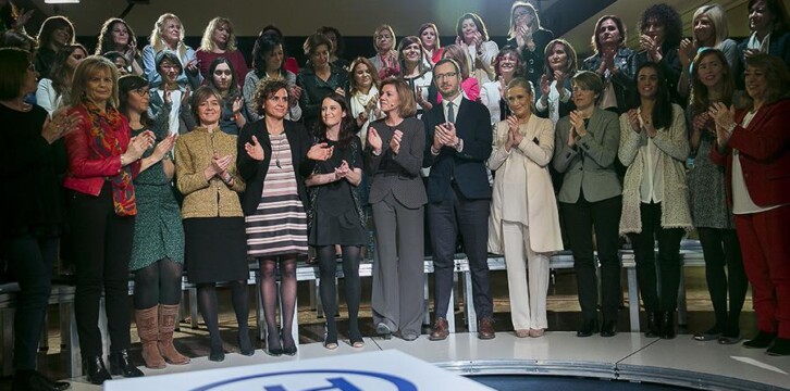 María Dolores de Cospedal clausura el acto del Día Internacional de la Mujer