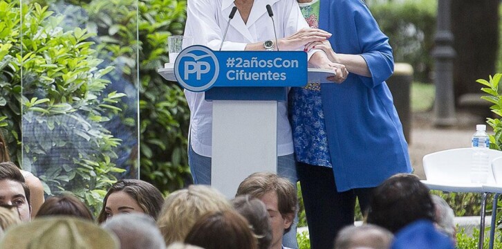 Mª Dolores Cospedal clausura el acto de balance de dos años de gobierno de Cifuentes en Madrid