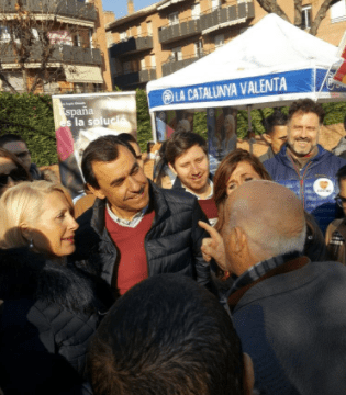 El coordinador general del Partido Popular, Fernando Martínez-Maíllo, visita el Mercado de Can Gibert del Pla, Girona