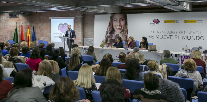 Javier Maroto en la Asamblea General de Mujeres en Igualdad