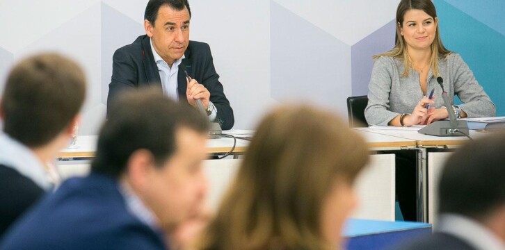 Desayuno informativo de Fernando Martínez Maillo con periodistas acerca de la Convención Nacional de Sevilla