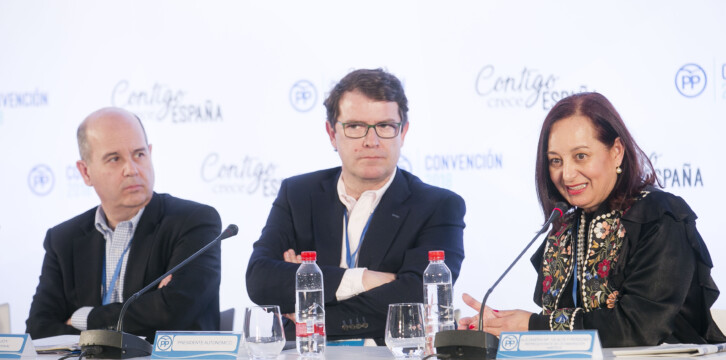 El Secretario Ejecutivo del PP en el Exterior, Ramón Moreno, junto a el Presidente del PP de Castilla y León Alfonso Fernández Mañueco