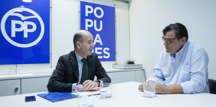 El Secretario Ejecutivo del PP en el Exterior Ramón Moreno junto al  Presidente del PP de España en Argentina, Carlos López Turconi
