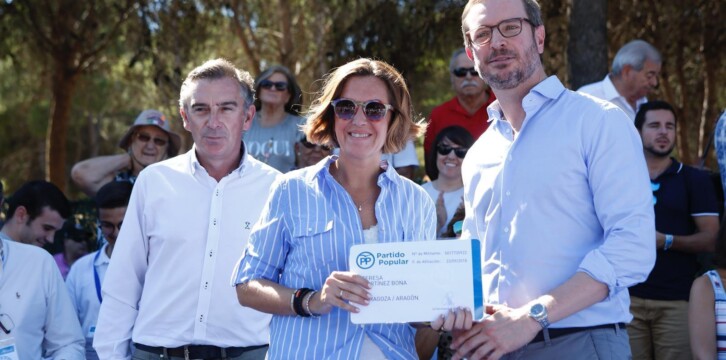 Javier Maroto y Luis María Beamonte entregan carnets a nuevos afiliados en Aragón