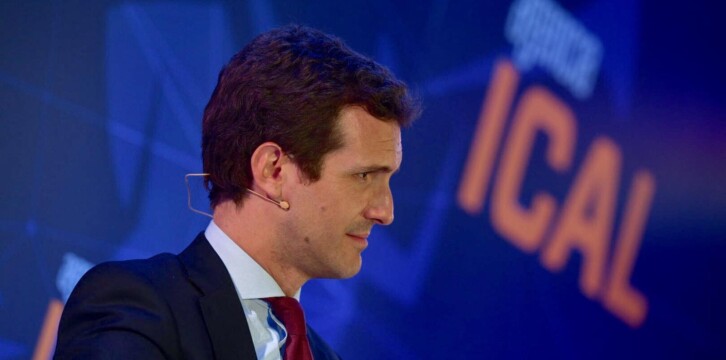 Pablo Casado en su visita a Burgos y a la agencia de noticias ICAL