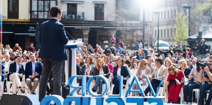 Pablo Casado, en un encuentro con los candidatos de la zona del 