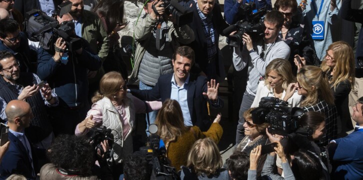 Pablo Casado ejerciendo su derecho al voto