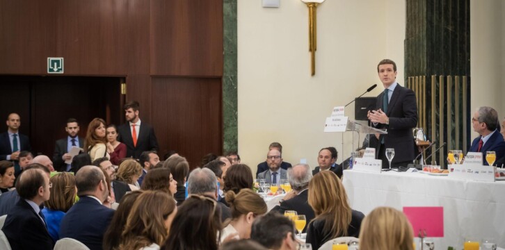 Pablo Casado en los desayunos de Europa Press
