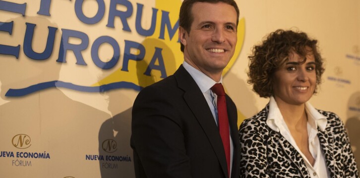 Pablo Casado y Dolors Montserrat en Forum Europa