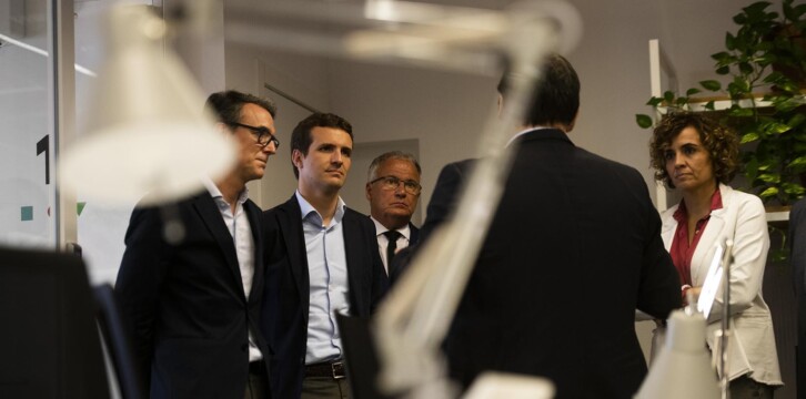 Pablo Casado en el Palau de Mar en Barcelona