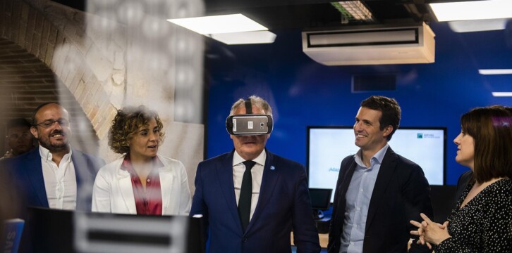 Pablo Casado en el Palau de Mar en Barcelona