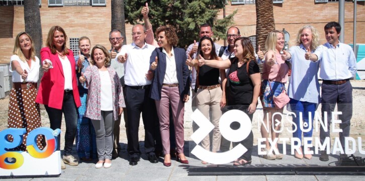 Dolors Montserrat y Monago esta mañana en Mérida