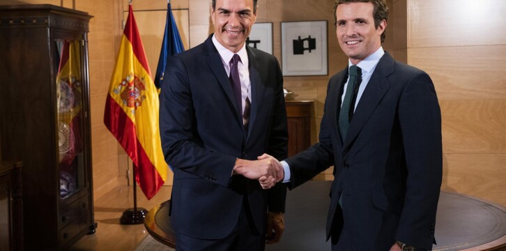 Reunión de Pablo Casado con Pedro Sánchez