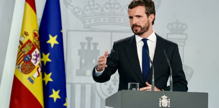 Pablo Casado comparece en el palacio de La Moncloa tras reunirse con Pedro Sánchez