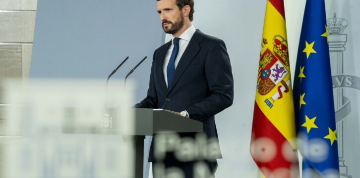 Pablo Casado comparece en el palacio de La Moncloa tras reunirse con Pedro Sánchez