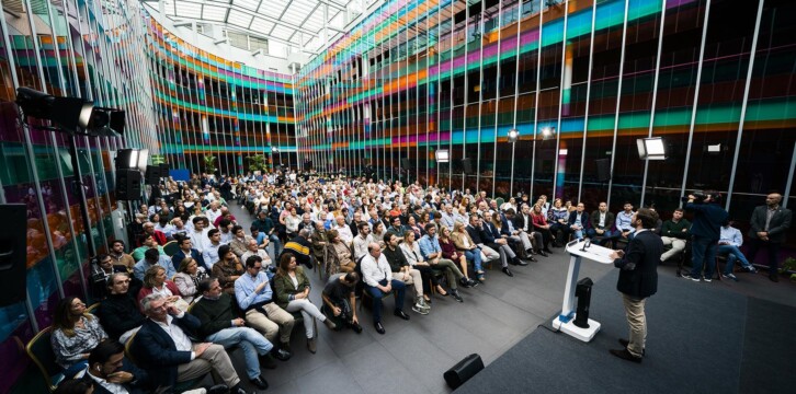 Pablo Casado visita Vitoria