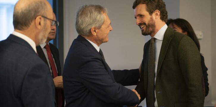 Pablo Casado, en la reunión con asociaciones y colectivos vinculados a la educación concertada