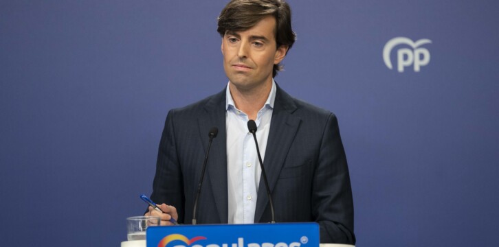 El vicesecretario de Comunicación, Pablo Montesinos, atiende a los medios de comunicación