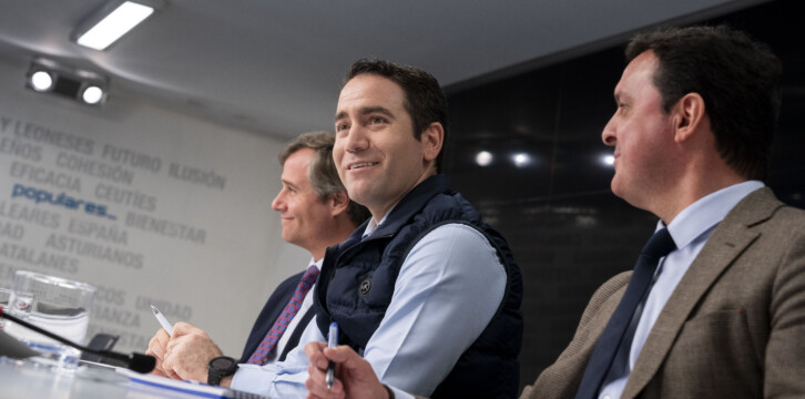 Reunión con portavoces del PP en oposición de Diputaciones