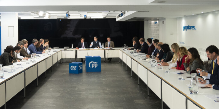 Reunión con portavoces del PP en oposición de Diputaciones