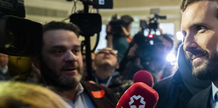 Pablo Casado, presenta al alcalde de Madrid, José Luis Martínez-Almeida, en el desayuno Informativo Nueva Economía Fórum
