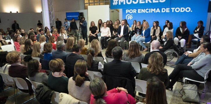 Encuentro "Mujer por encima de todo"