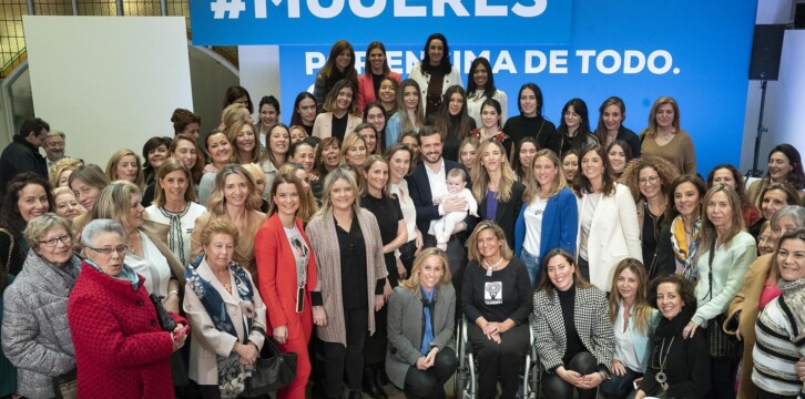 Encuentro "Mujer por encima de todo"