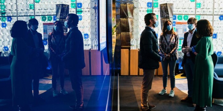 Pablo Casado visita Room Mate Oscar Hotel, junto a Isabel Díaz Ayuso