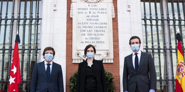 Pablo Casado, Isabel Díaz Ayuso y José Luis Martínez-Almeida en el acto de Homenaje a los Héroes del 2 de Mayo que celebra la Comunidad de Madrid
