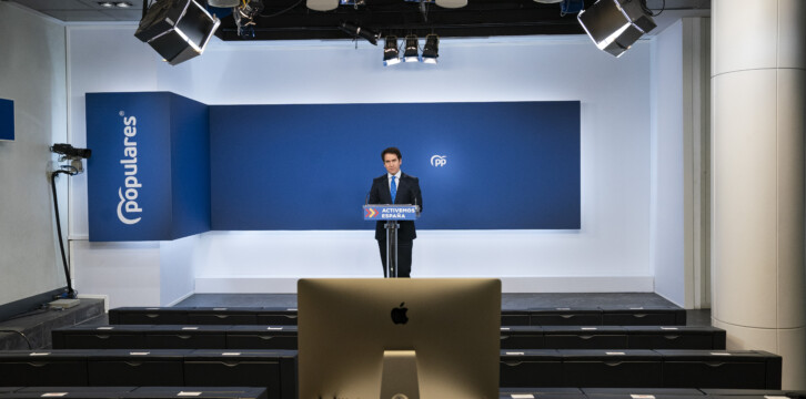 Teodoro Garcia en rueda de prensa tras la reunión del Comite de Dirección del PP