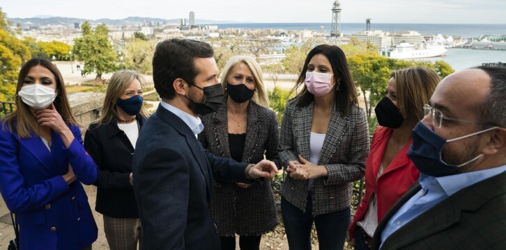 Charla de Pablo Casado con los candidatos