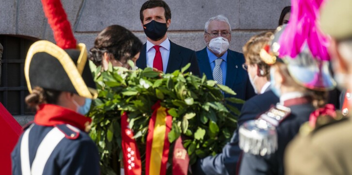 Pablo Casado en la ofrenda floral de los actos institucionales con motivo del 2 de mayo