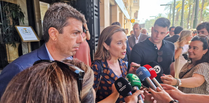 Cuca Gamarra participa en el Foro del Club Información en Alicante