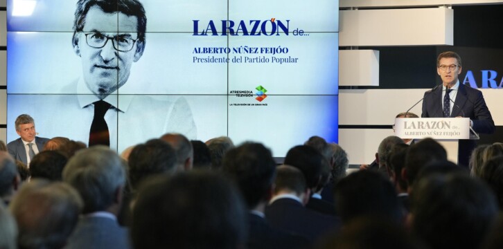 El presidente del Partido Popular, Alberto Núñez Feijóo, durante la conferencia 