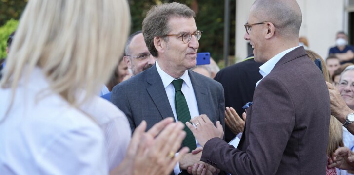 Alberto Núñez Feijóo participa en la escuela de Verano del PP de Cataluña.