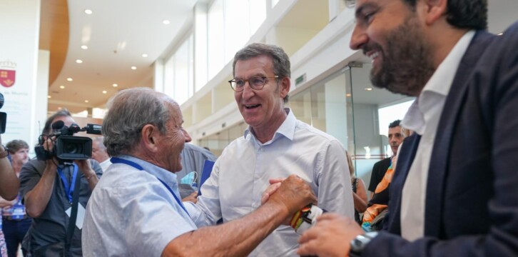 Alberto Núñez Feijóo clausura el XVIII Congreso Autonómico Extraordinario del PP de Murcia