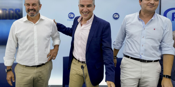 Reunión del Coordinador General PP, Elías Bendodo, alcaldes y portavoces municipales