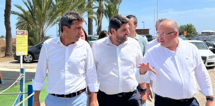 Miguel Tellado, Fernando López Miras y Carlos Mazón asisten  al 