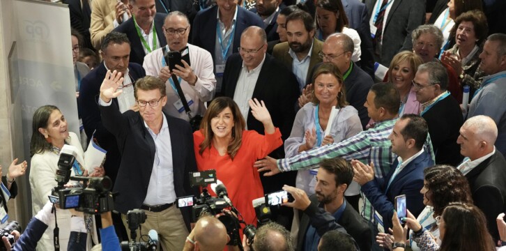 Alberto Núñez Feijóo clausura el XIII Congreso Autonómico del PP de Cantabria