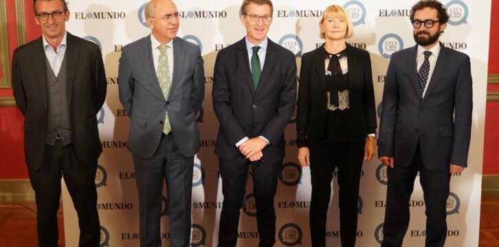 El presidente del Partido Popular, Alberto Núñez Feijóo, participa en el foro Cita con El Mundo.