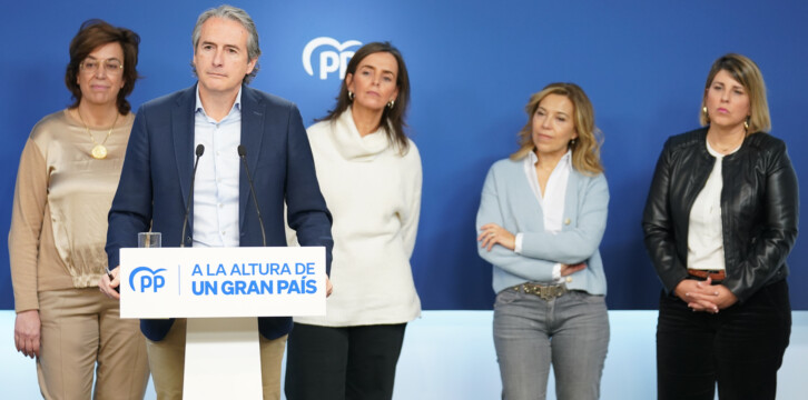 Íñigo de la Serna en rueda de prensa