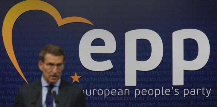 Alberto Núñez Feijóo atiende a los medios en Bruselas