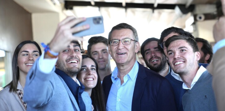 Alberto Núñez Feijóo en un acto sobre vivienda con jóvenes