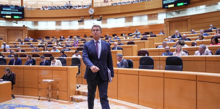 Alberto Núñez Feijóo en la sesión de control en el Senado