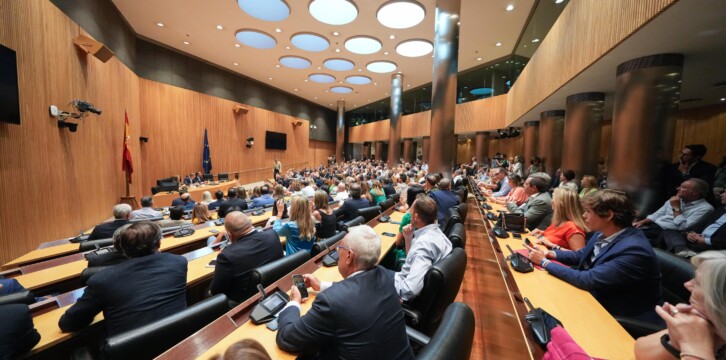 Alberto Núñez Feijóo preside la reunión de los Grupos Parlamentarios del PP en el Congreso de los Diputados y en el Senado.