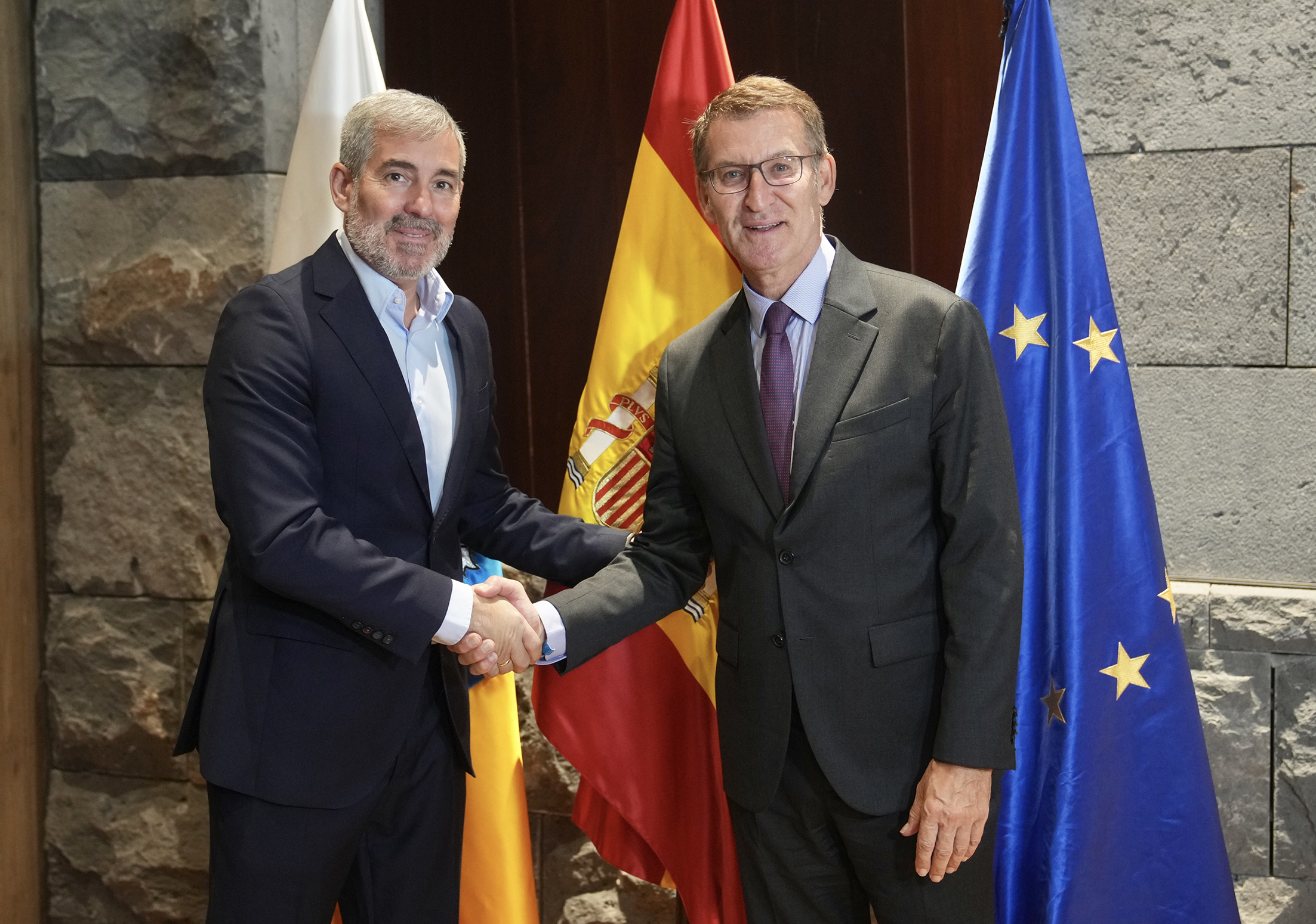 Reunión de Alberto Núñez Feijóo con el presidente del Gobierno de Canarias, Fernando Clavijo.