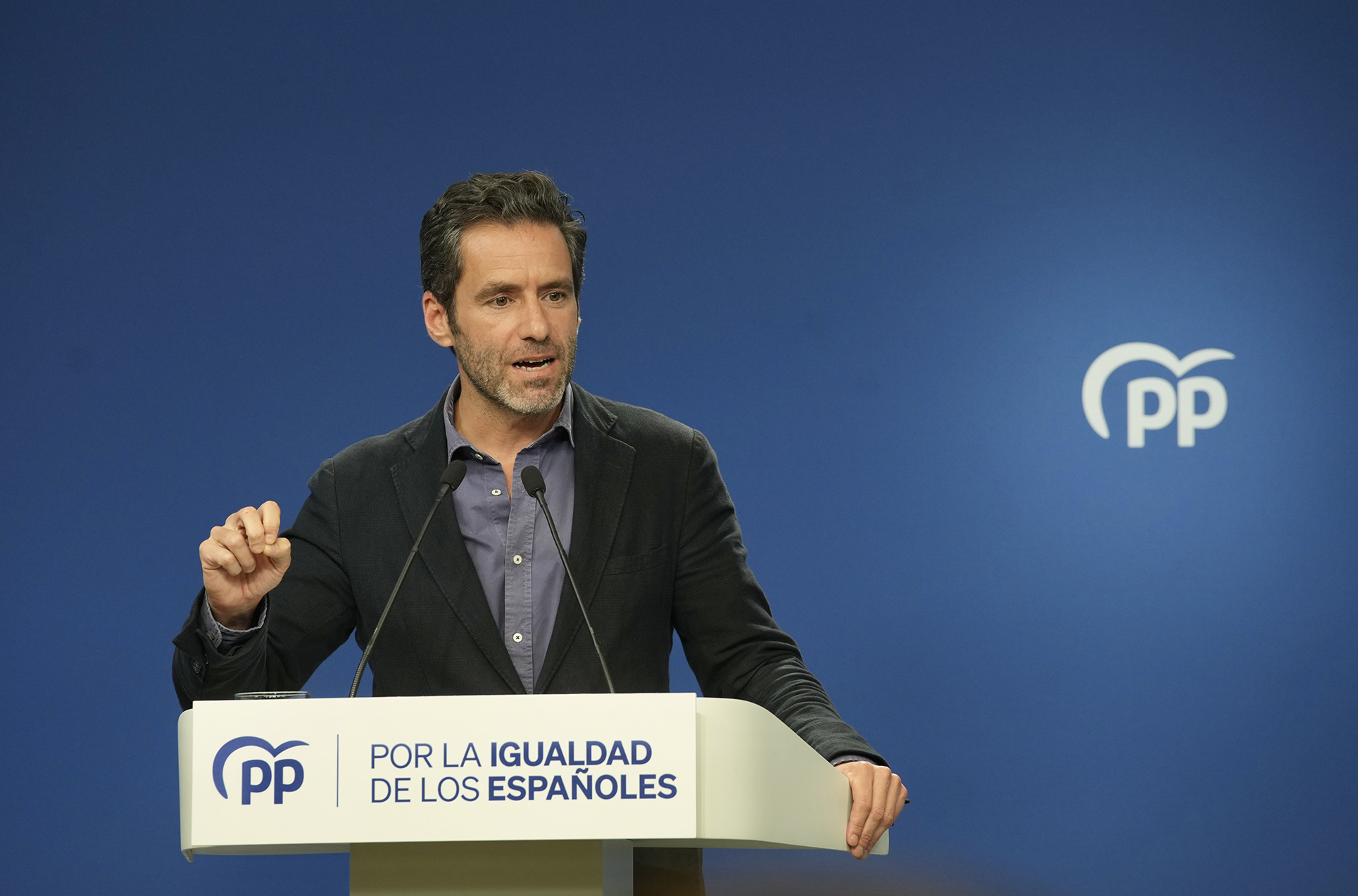 Rueda de prensa de Borja Sémper