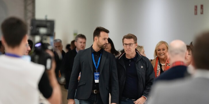 Alberto Núñez Feijóo y Álvaro Queipo en el XVIII Congreso del PP de Asturias