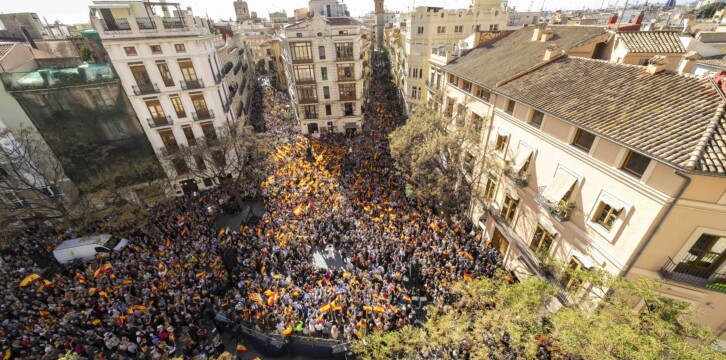 Acto en defensa de la igualdad de todos los españoles, en Valencia